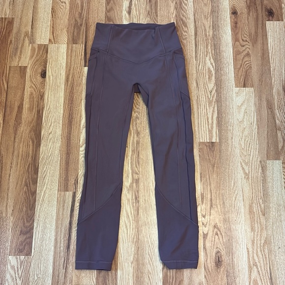 Lululemon All The Right Place Crop II 23 - Picture 1 of 7